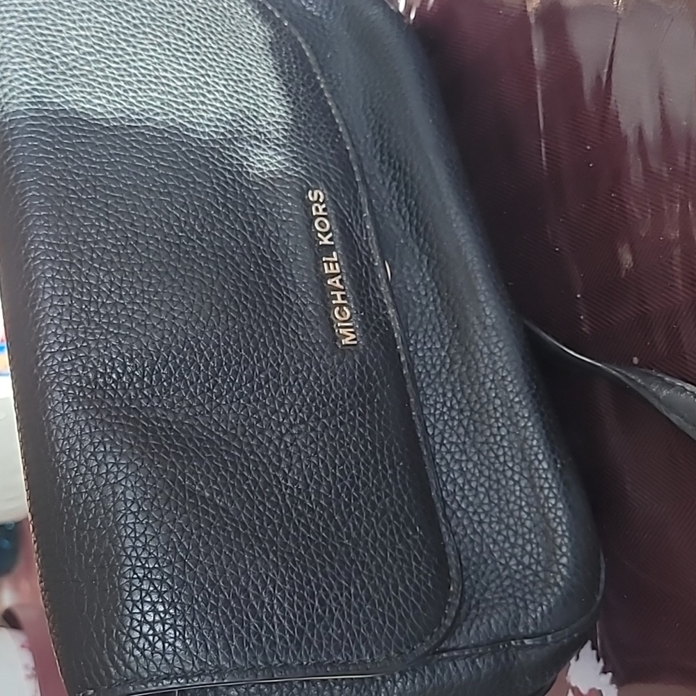 Michael Kors crossbody Black Leather purse